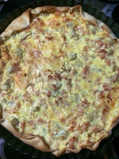 Una foto de Quiche de alcachofas y jamón