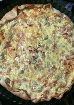 Una foto de Quiche de alcachofas y jamón