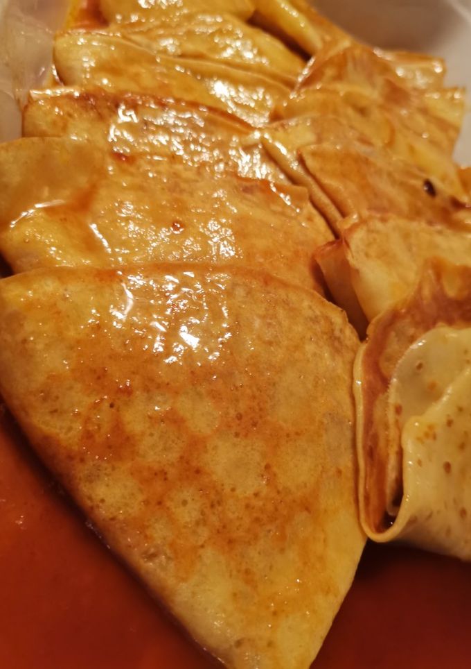 Una foto de Salsa para crepes suzzette