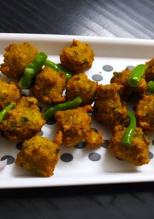 મગ ની દાળ ના પકોડા (mag ni dal na pakoda recipe in gujarati) રેસીપી મુખ્ય ફોટો
