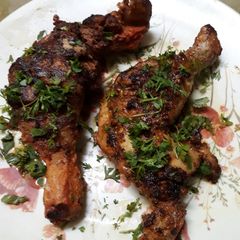 A picture of Roasted tandoori chicken.
