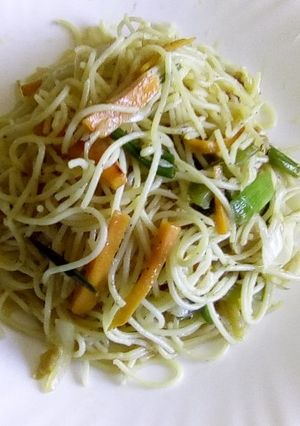 A picture of Veg cheese spaghetti.