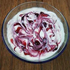 A picture of Overnight blueberry and walnut oats.