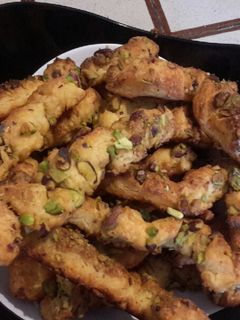 Φωτογραφία της συνταγής Σφολιατίνια με φυστίκι Αιγίνης