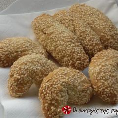A picture of Easy sesame koulourakia.