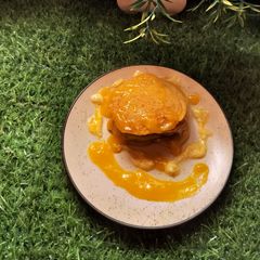 A picture of Roasted gram flour pancake.