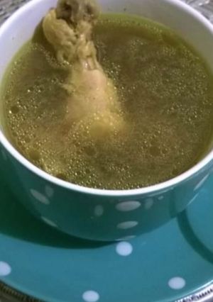 A picture of Chicken Stock / Yahkni.