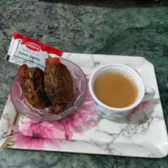 A picture of Rikwachh or Arbi ke patte ki pakauri.