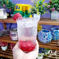 A picture of Strawberry Mojito.