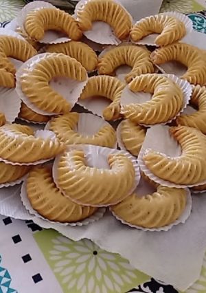 Une photo de Cornes Pincées au Miel 🍯🥐
