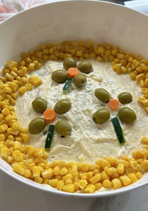 Una foto de Ensaladilla rusa con atún y huevo