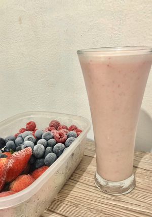Foto resep Yogurt drink strawberry mix banana