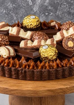Una foto de Tarta Havannet con dulce de leche y ganache de chocolate