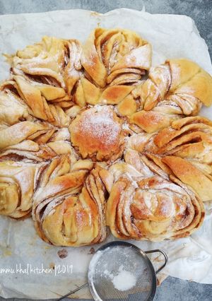 Foto resep Cinnamon Flower Bread