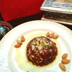 A picture of Khajoor Halwa / Dates Halwa.
