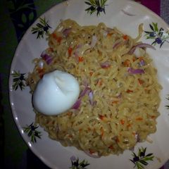 A picture of Noodle jollof.