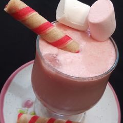 A picture of Marshmallow Shake.