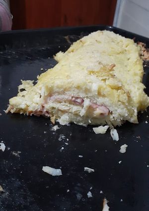 Una foto de Arrollado de papa con jamón y queso