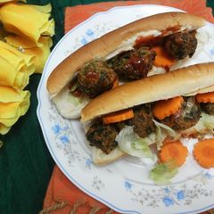 A picture of Palak Paneer ball Sandwich.