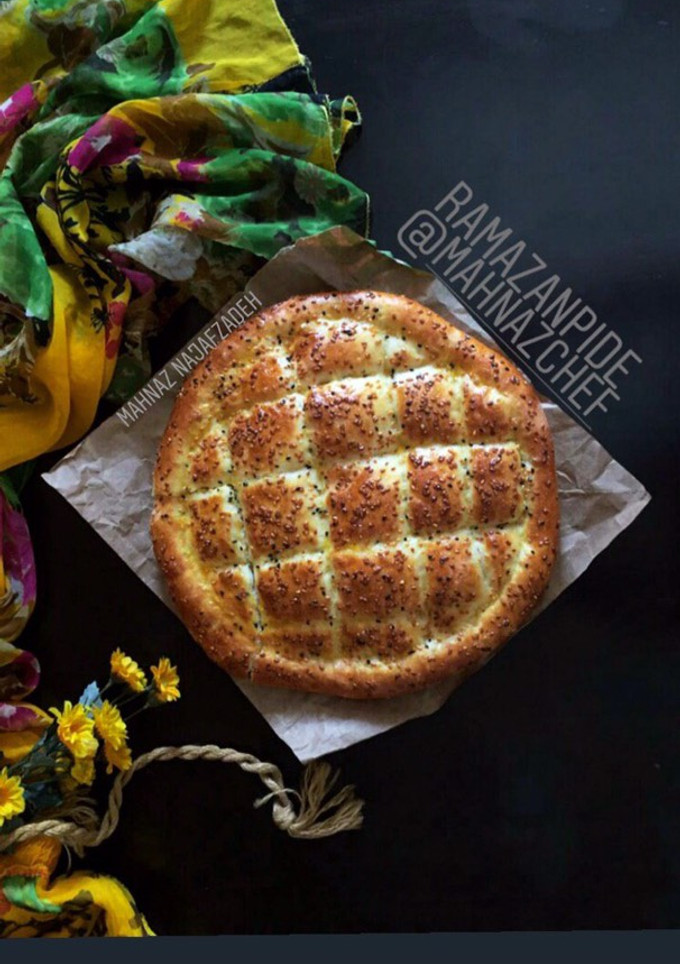 عکسی از دستور نان پیده ترکیه RAMAZAN PIDE Turkey