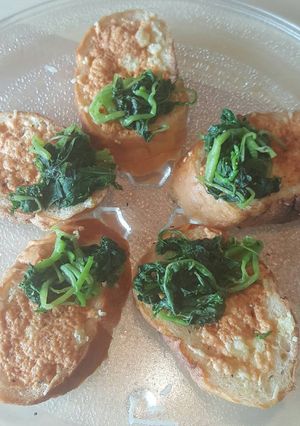 Foto resep Crostini butter cheese with spinach