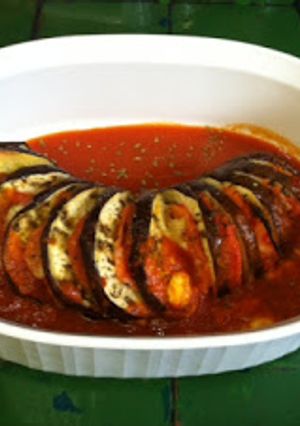 Una foto de Berenjena hasselback