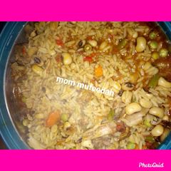A picture of Jallof din Shinkafa da wake.