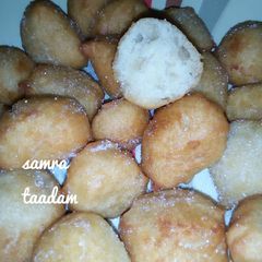 A picture of Semovita puff puff.