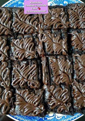 Foto resep Kladdkaka (Swedish Chocolate Cake)
