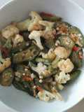 Tumis Okra Merah dan Kembang Kol
