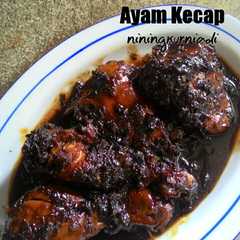 A picture of Ayam Kecap.