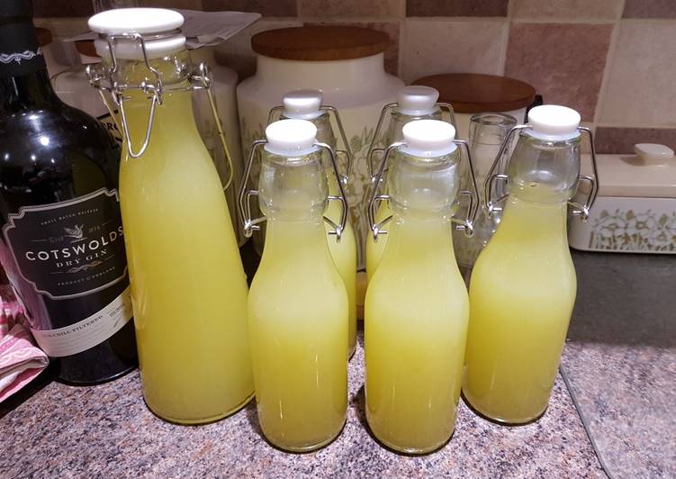 How to Make Favorite Limoncello