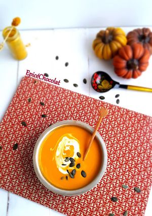 Une photo de Soupe de courge a l'indienne