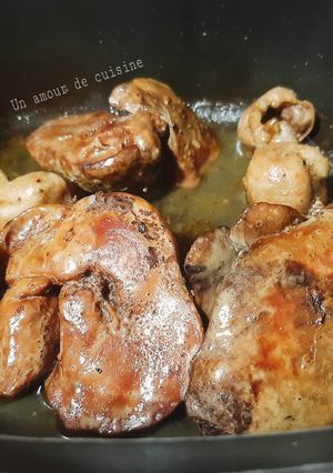Une photo de Foie de volaille sauté aux champignons 🍴