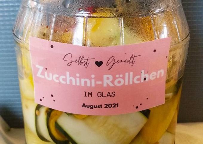 Zucchini - Röllchen im Glas
