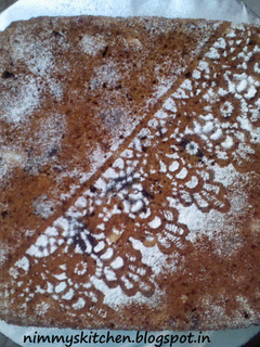 A picture of Plum Cake/Fruit Cake.