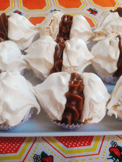 Una foto de Merenguitos con dulce de leche (Merengue Francés🗼)