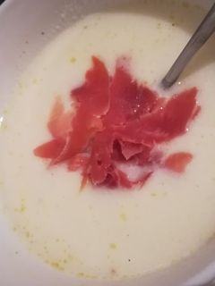 Una foto de Sopa de melón