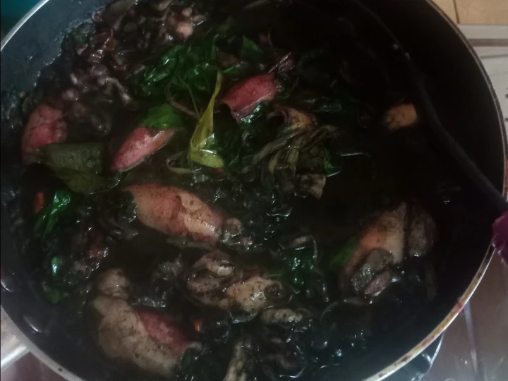 Cara Gampang Menyiapkan Resep Cumi tinta pedas daun kemangi yang Uenak Anti Ribet, Bisa Manjain Lidah