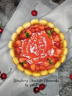 Foto resep Charlotte cake | Strawberry Charlotte Cheesecake