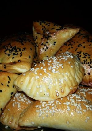 صورة لوصفة فطائر بالجبن واللحم