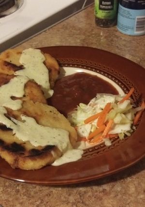 A picture of Pupusas!.