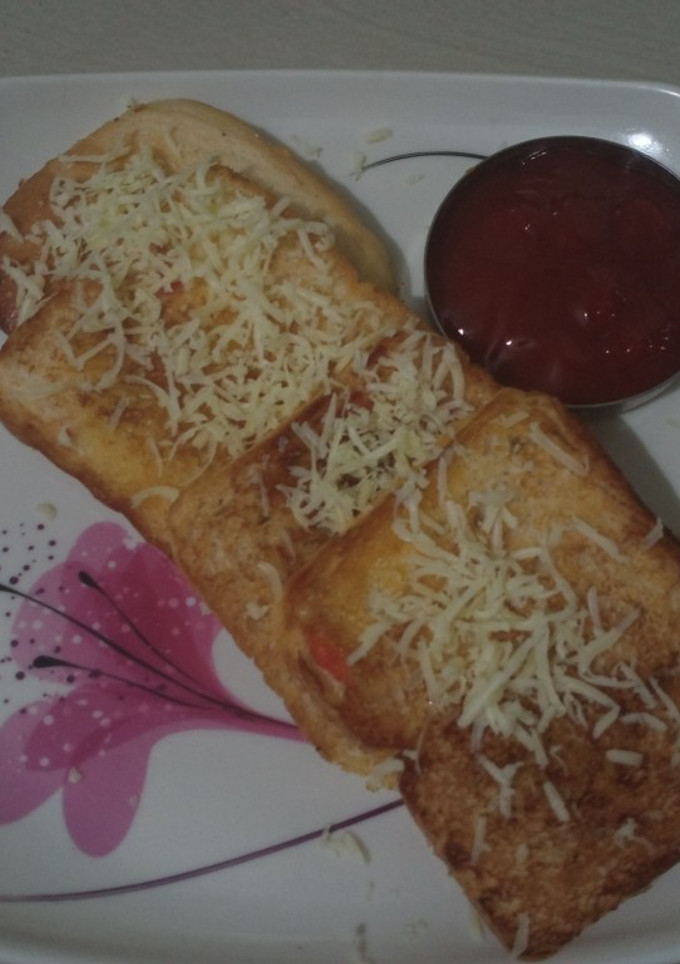 பிரட் டோஸ்ட் (Bread Toast Recipe in tamil) செய்முறை முக்கிய புகைப்படம்