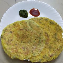 A picture of Methi Chilla (Pudla).