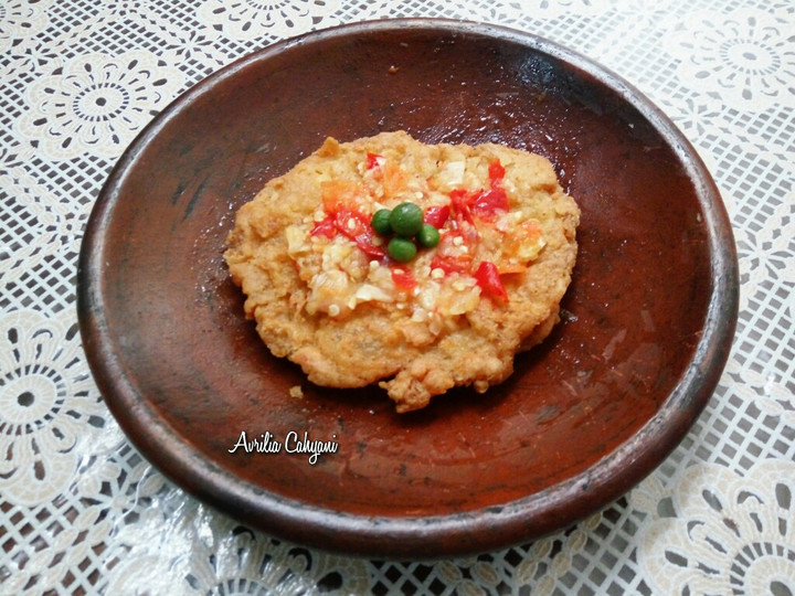 Cara Gampang Membuat Telur Geprek Crispy Sambal Bawang Anti Gagal