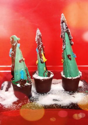 Foto di Alberelli di Natale al cioccolato e namelaka