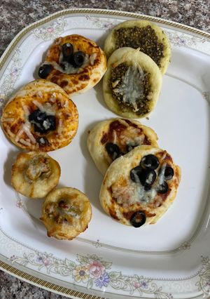 صورة لوصفة فطائر منوعه بعجينة واحدة