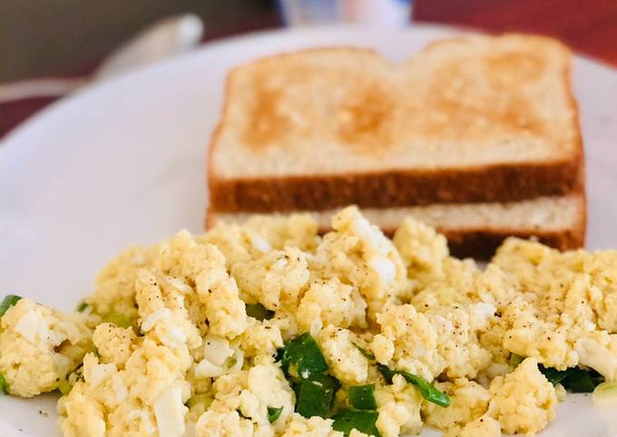 Oat Milk Scrambled Eggs