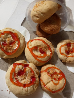 A picture of Thumbprint coconut cookies.