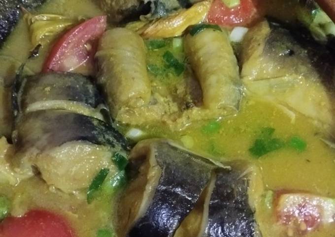 Resep Lele Kuah Kuning Oleh Bunda Desi Cookpad